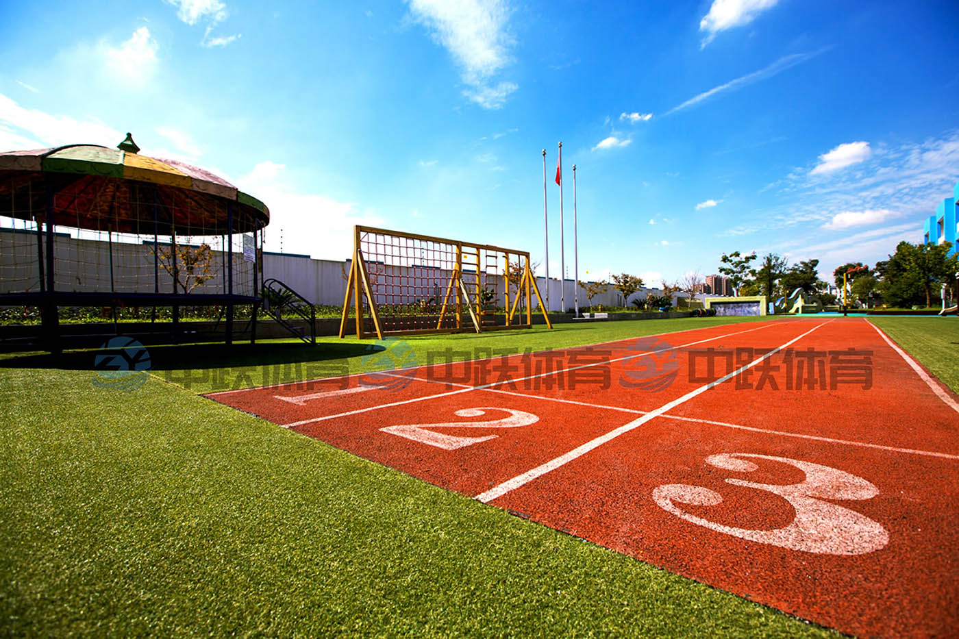 全塑型塑胶跑道 (5).jpg